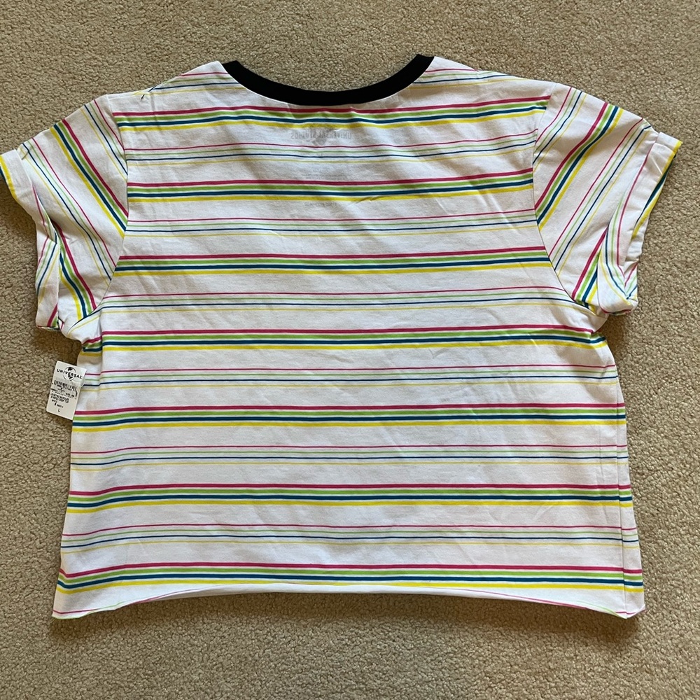 NWT Disney’s Universal Studios Cropped T-Shirt - Picture 5 of 5